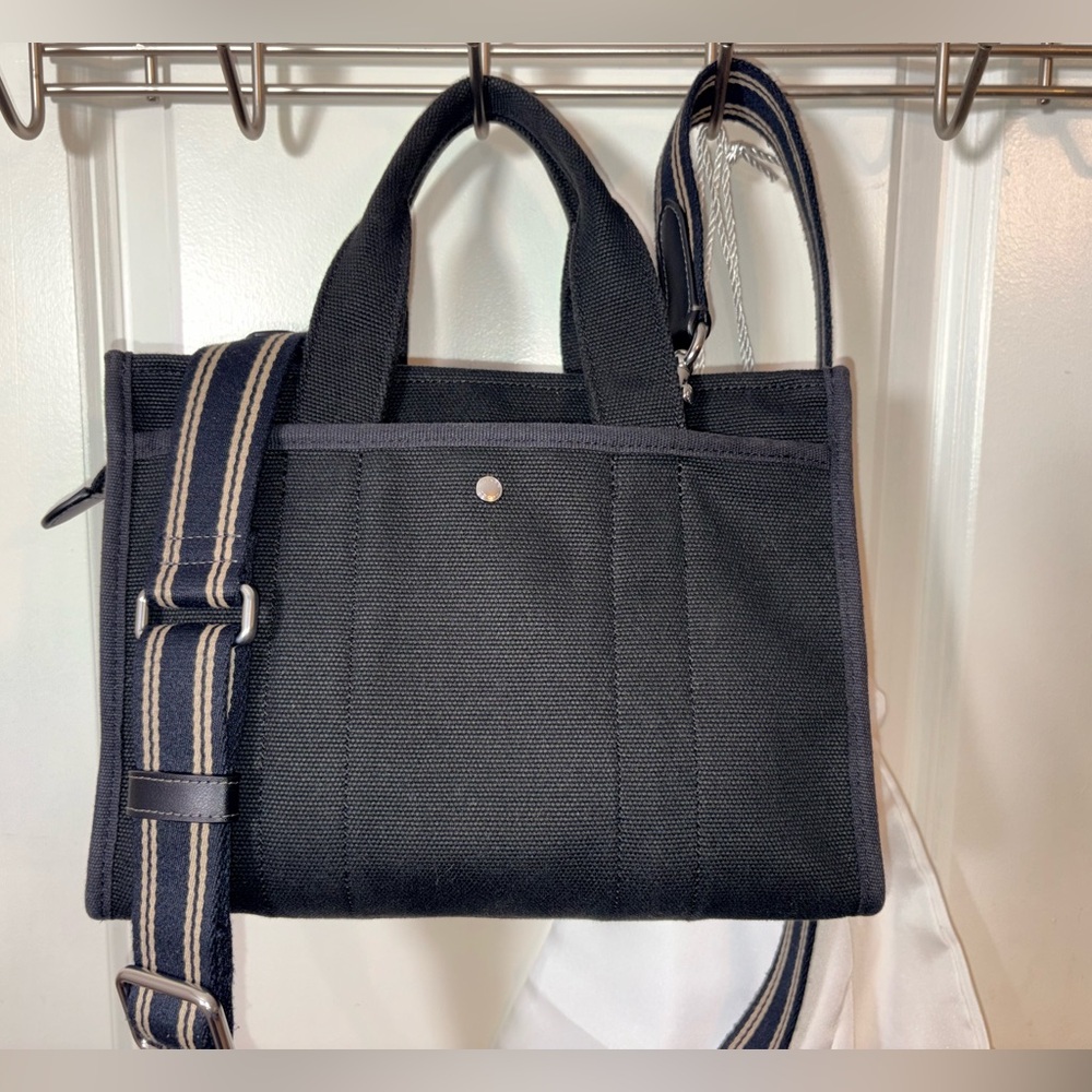 COACH Cargo Tote 26 Black Canvas Crossbody Bag - Excellent Condition - Picture 13 of 14